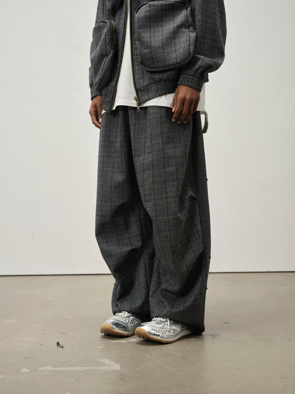 Detachable Pocket Plaid Trousers