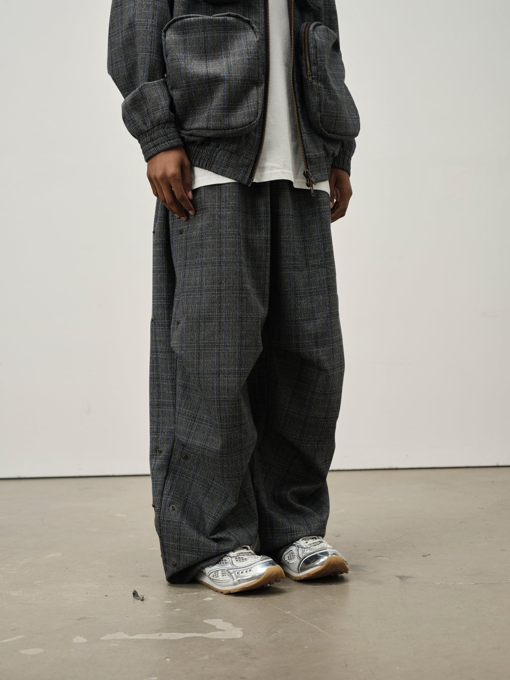 Detachable Pocket Plaid Trousers
