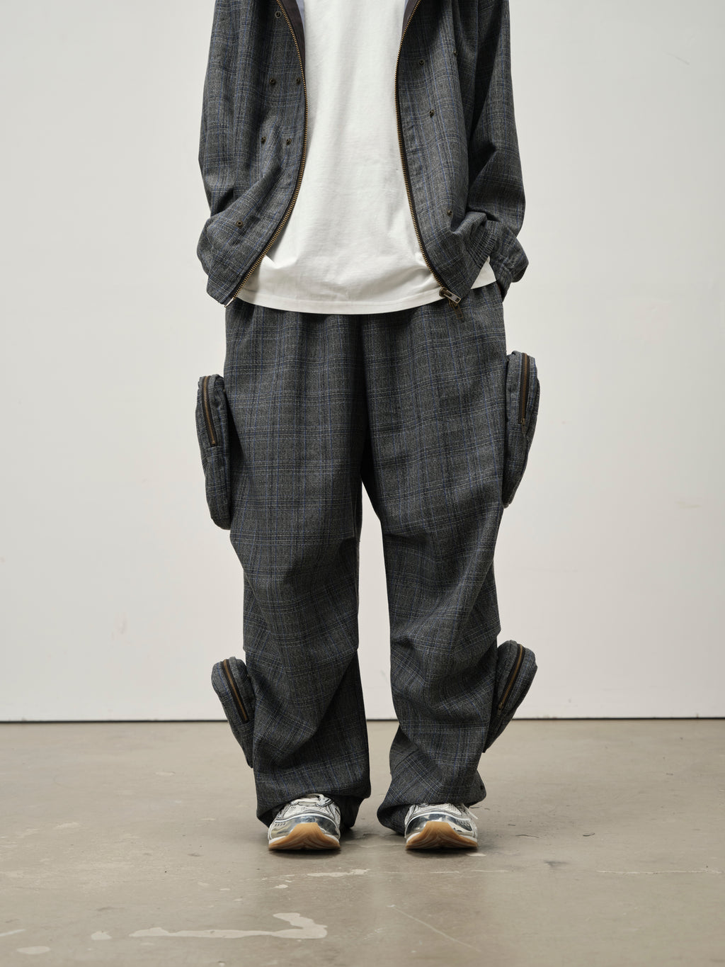 Detachable Pocket Plaid Trousers