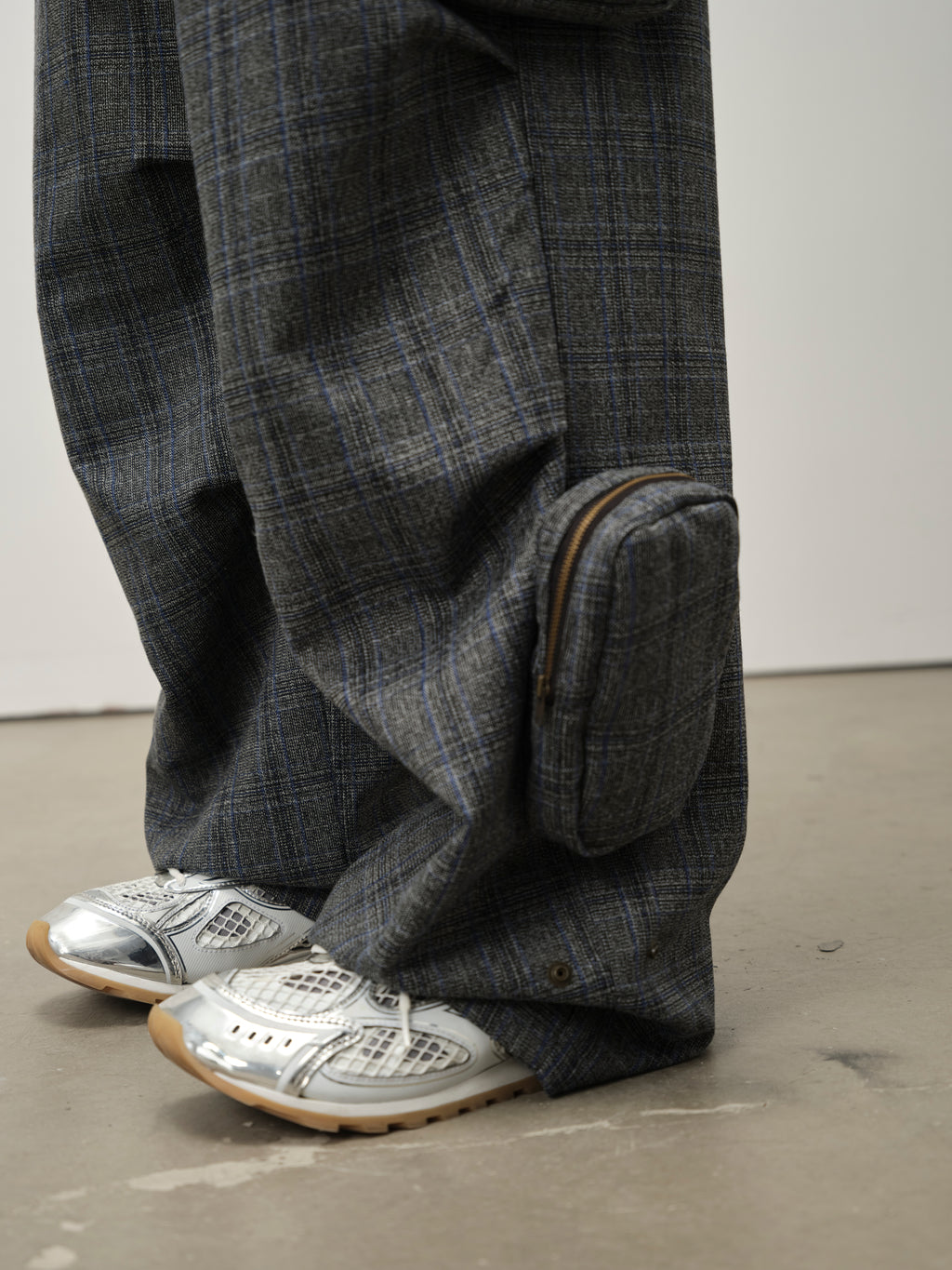 Detachable Pocket Plaid Trousers